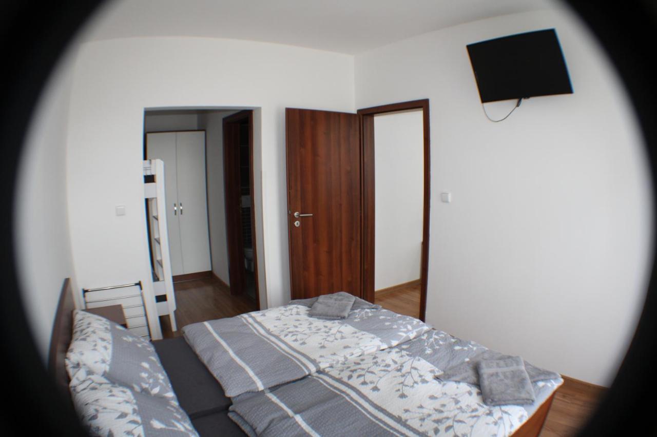 Apartmán KUBO Liptovsky Mikulas Exterior foto